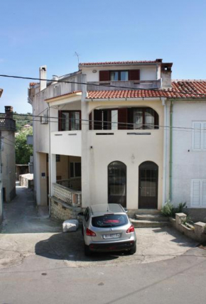 Apartments and rooms with parking space Vrbnik, Krk - 5302